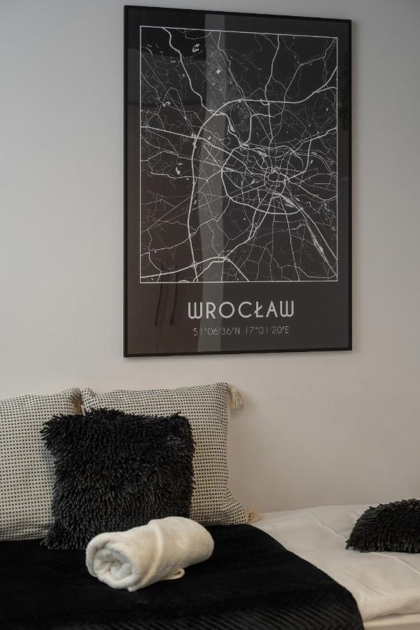 Trendy Studios With Home Office Near Wroclaw Main Station By Noclegi Renters Buitenkant foto