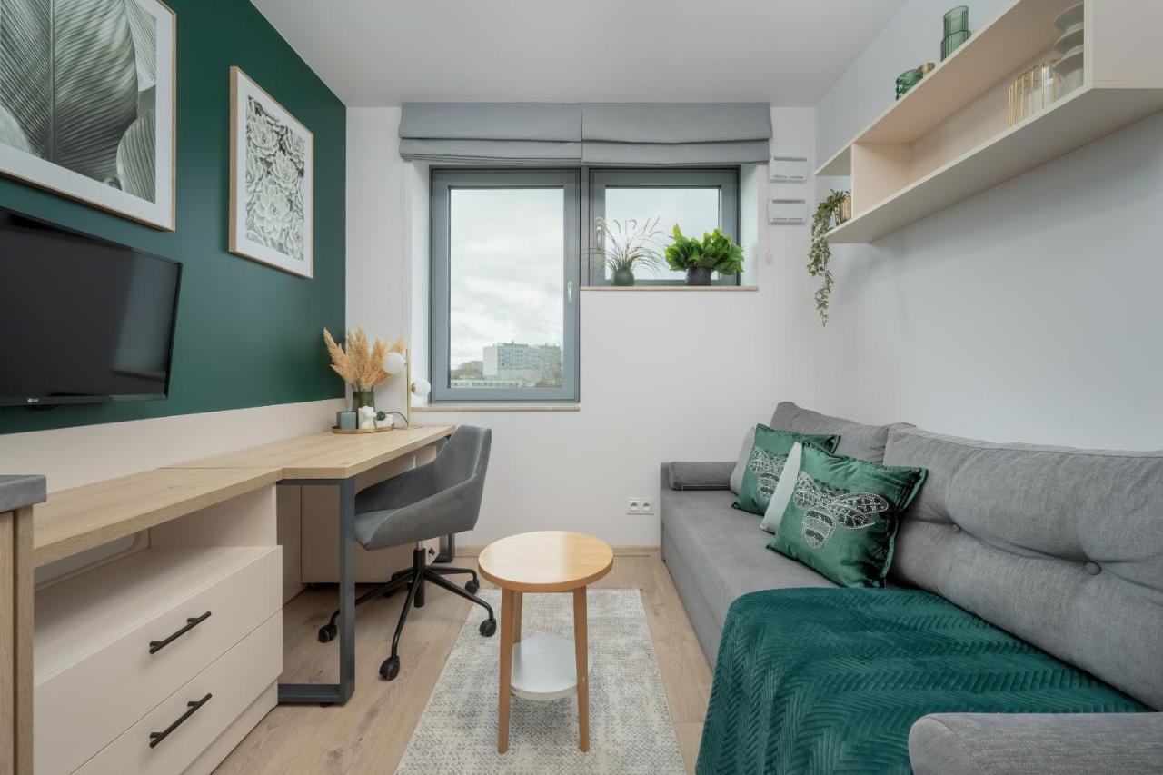 Trendy Studios With Home Office Near Wroclaw Main Station By Noclegi Renters Buitenkant foto